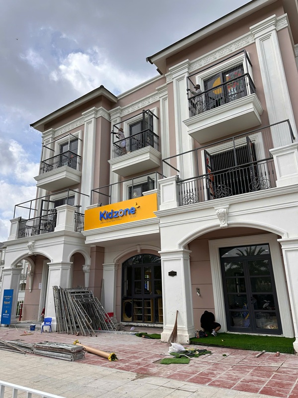 Trường mầm non song ngữ Kidzone đang hoàn thiện cơ sở mới tại Vinhome Grand Park, Q.9
