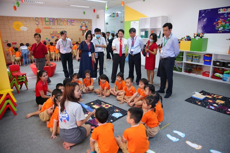 Phòng học STEM - nơi “chắp cánh” cho những ước mơ sáng tạo